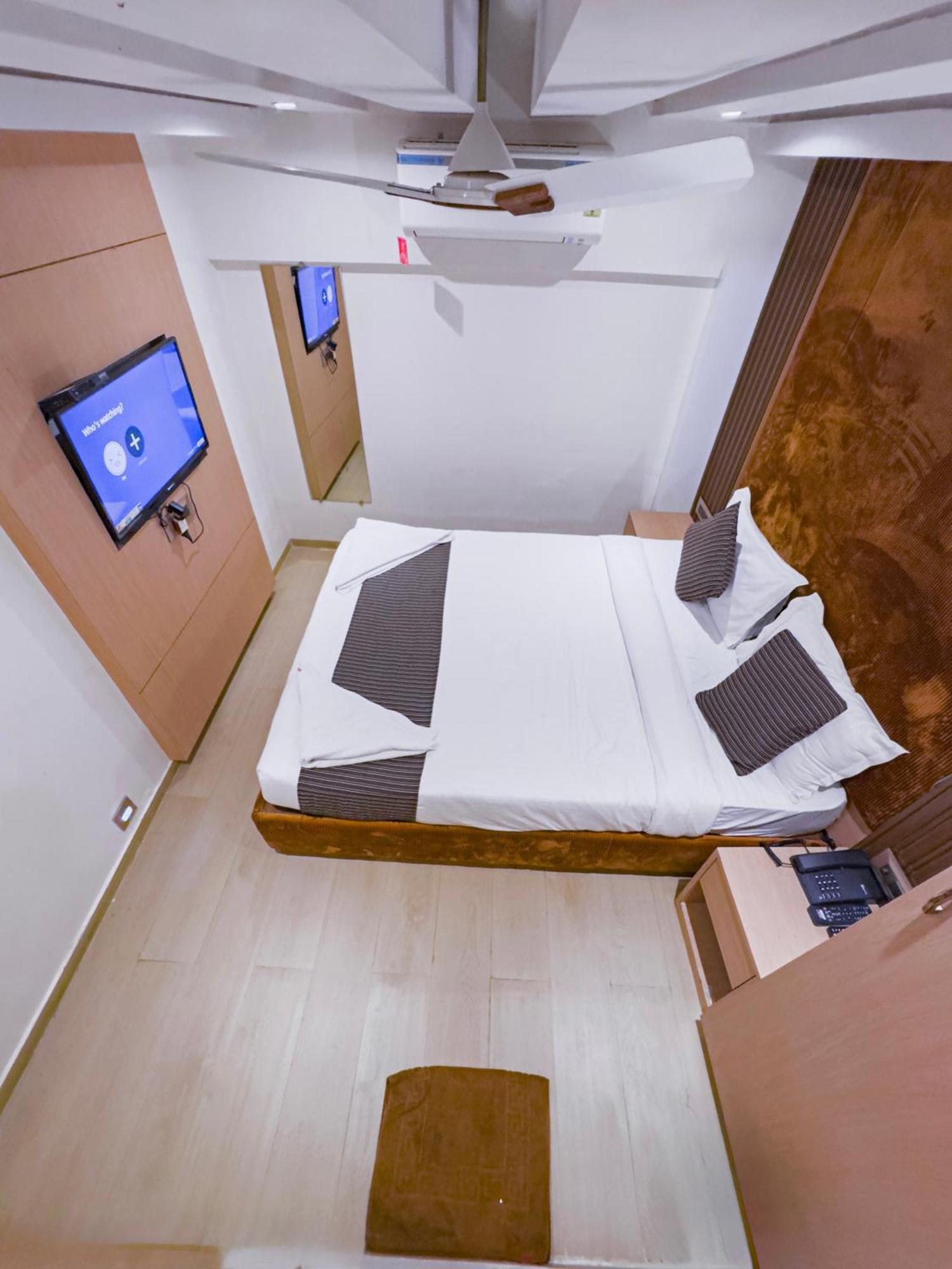 מומביי Hotel Winton מראה חיצוני תמונה