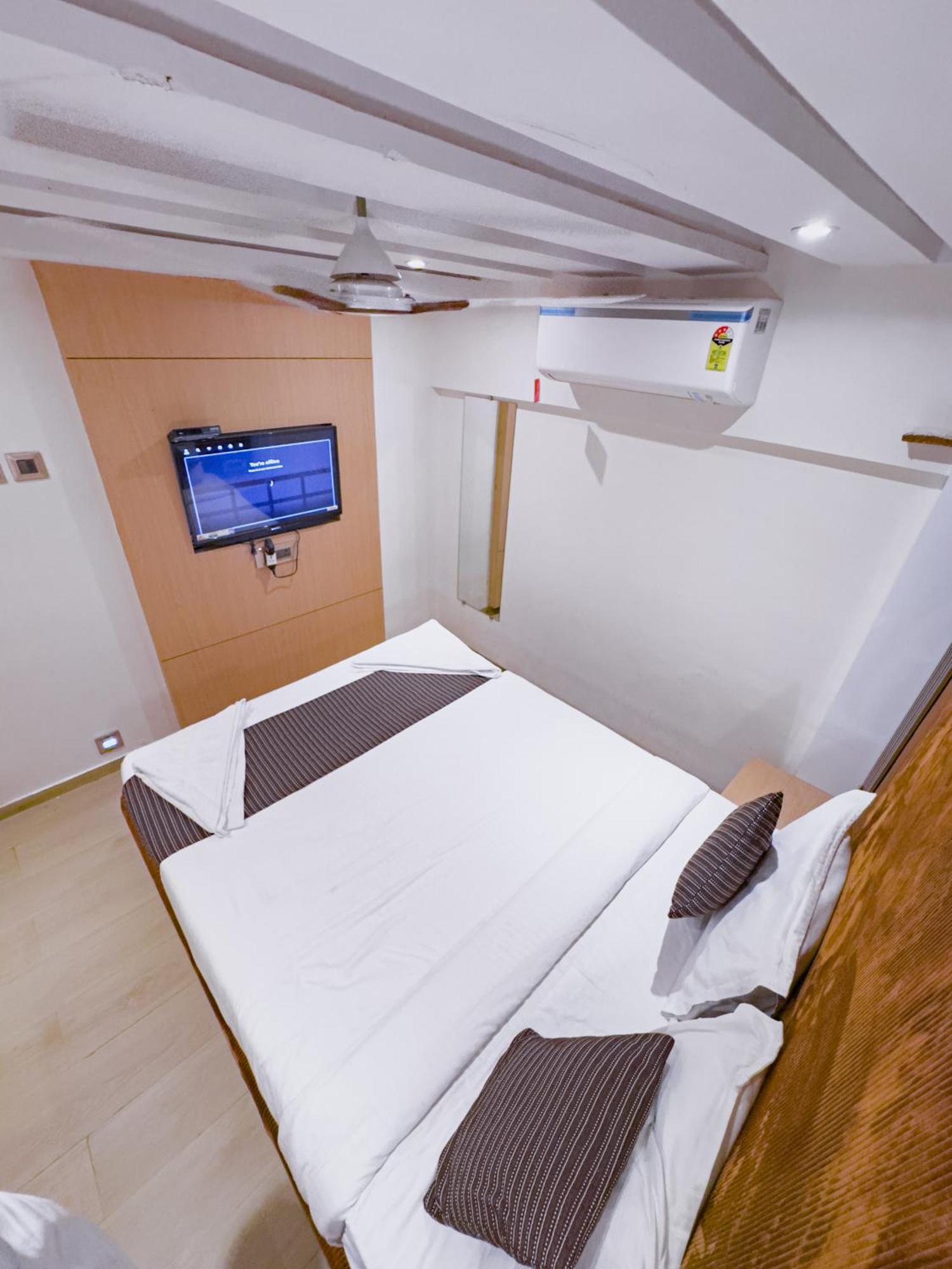 מומביי Hotel Winton מראה חיצוני תמונה