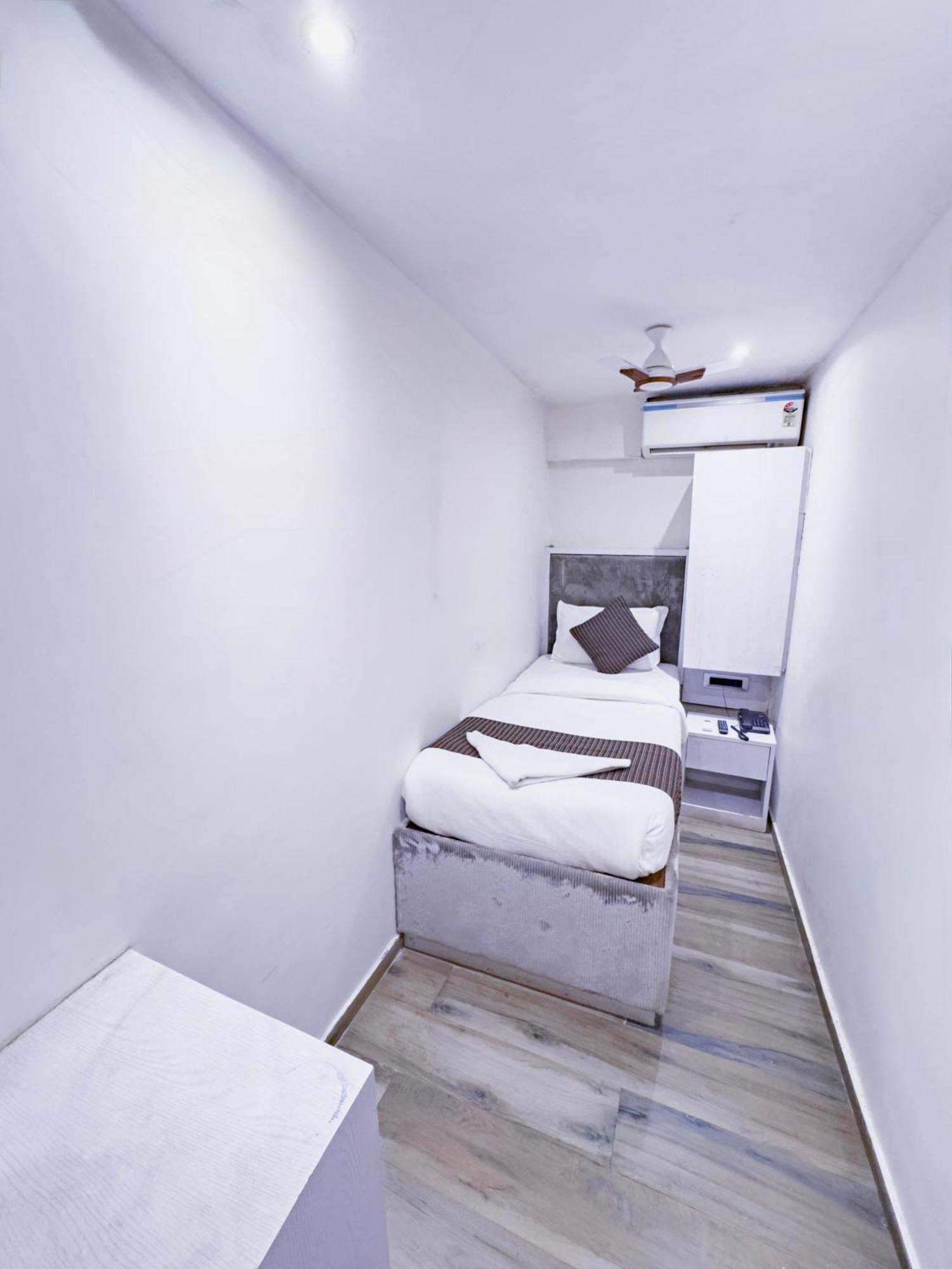 מומביי Hotel Winton מראה חיצוני תמונה