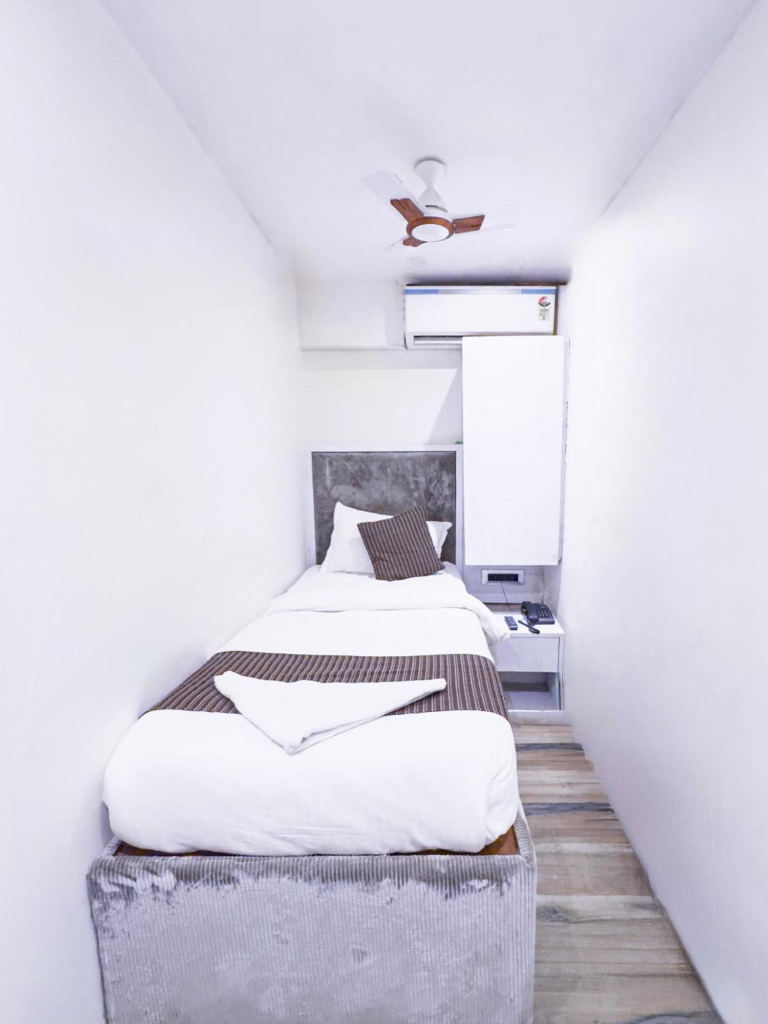 מומביי Hotel Winton מראה חיצוני תמונה