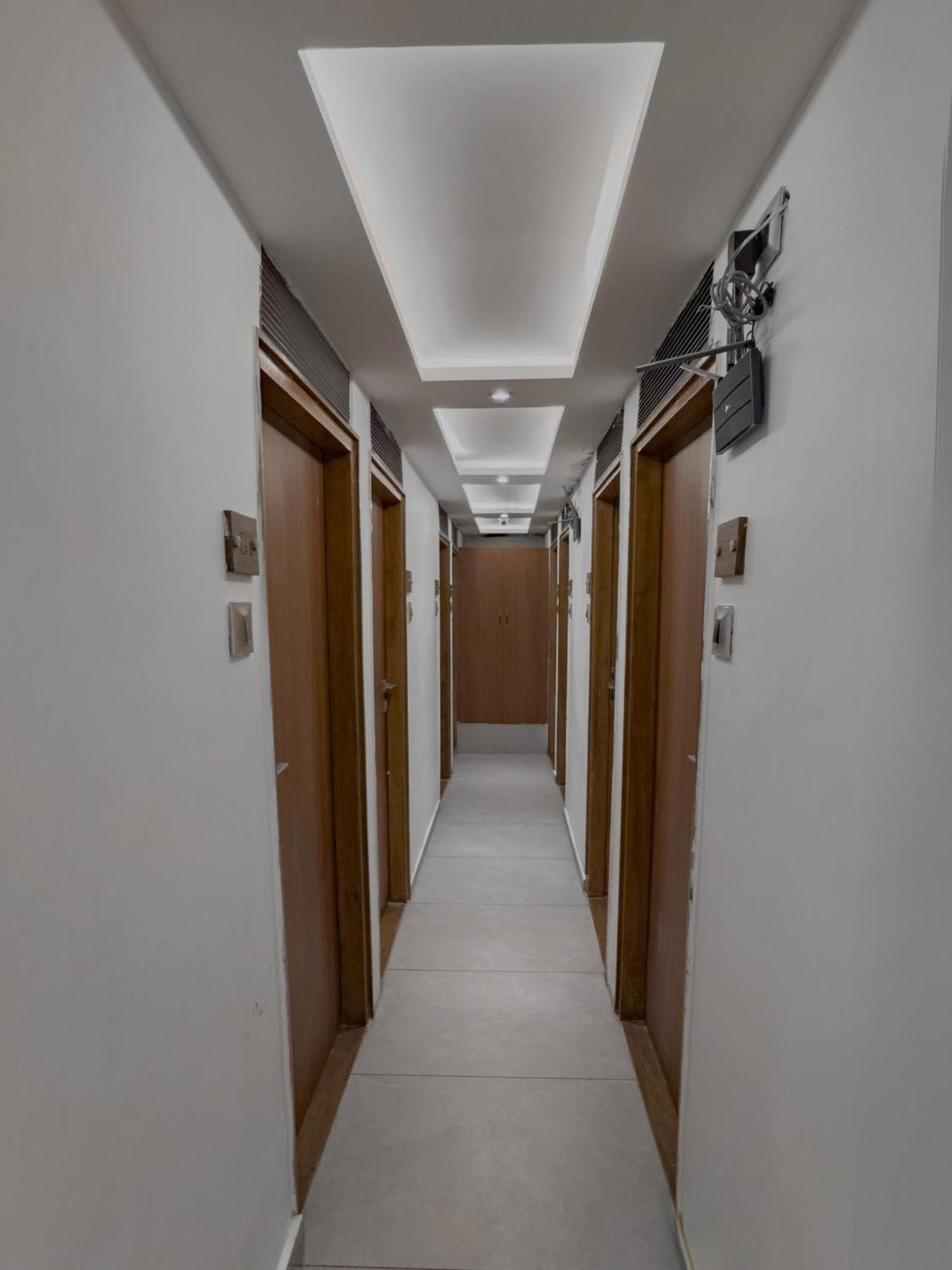 מומביי Hotel Winton מראה חיצוני תמונה