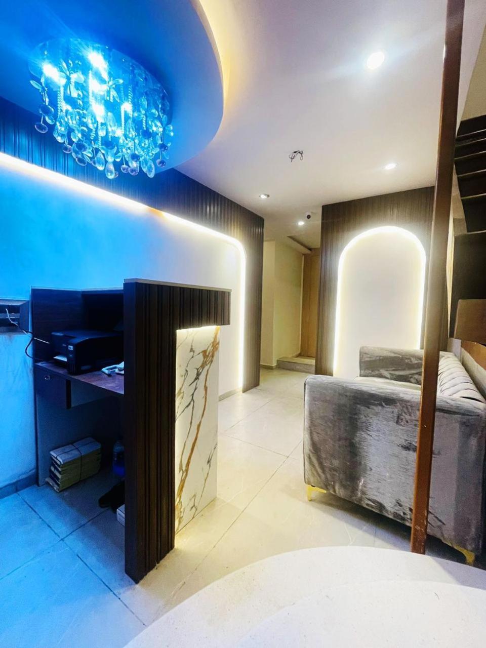 מומביי Hotel Winton מראה חיצוני תמונה